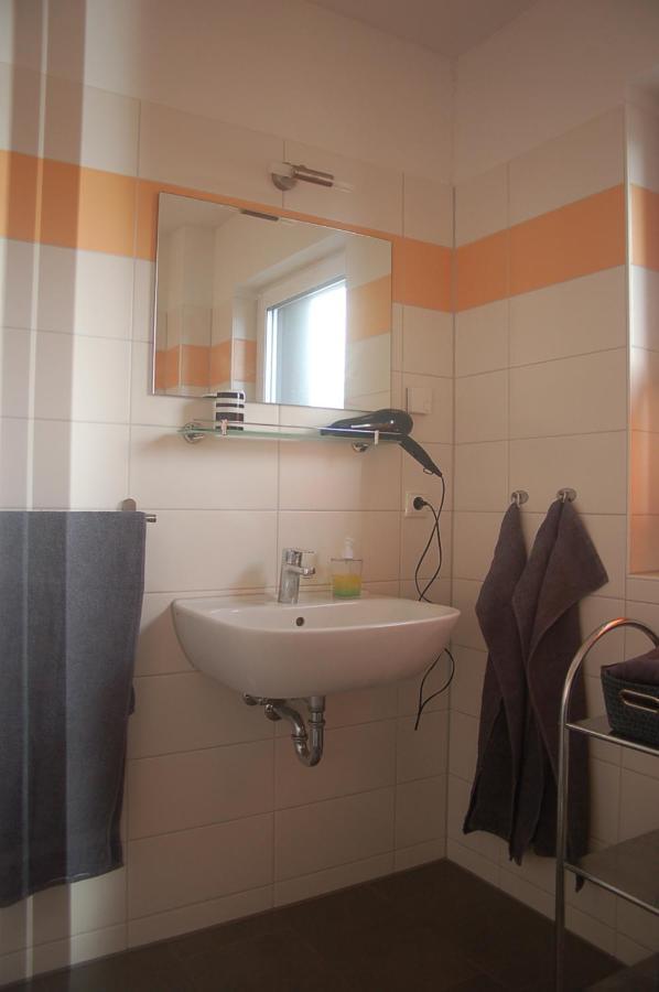Behagliches Ferienhaus Zaunkoenig -Mit Kamin Und Sauna Tanne Eksteriør bilde