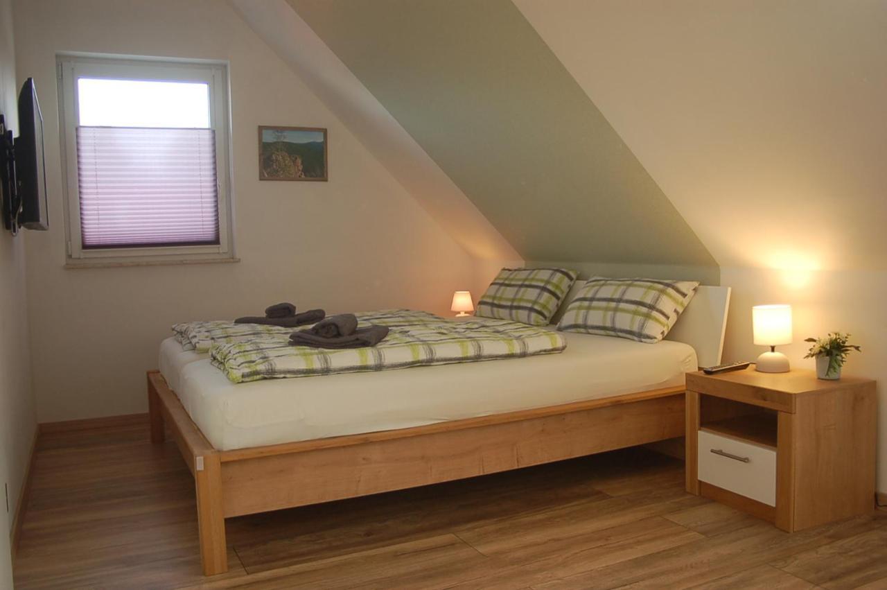 Behagliches Ferienhaus Zaunkoenig -Mit Kamin Und Sauna Tanne Eksteriør bilde